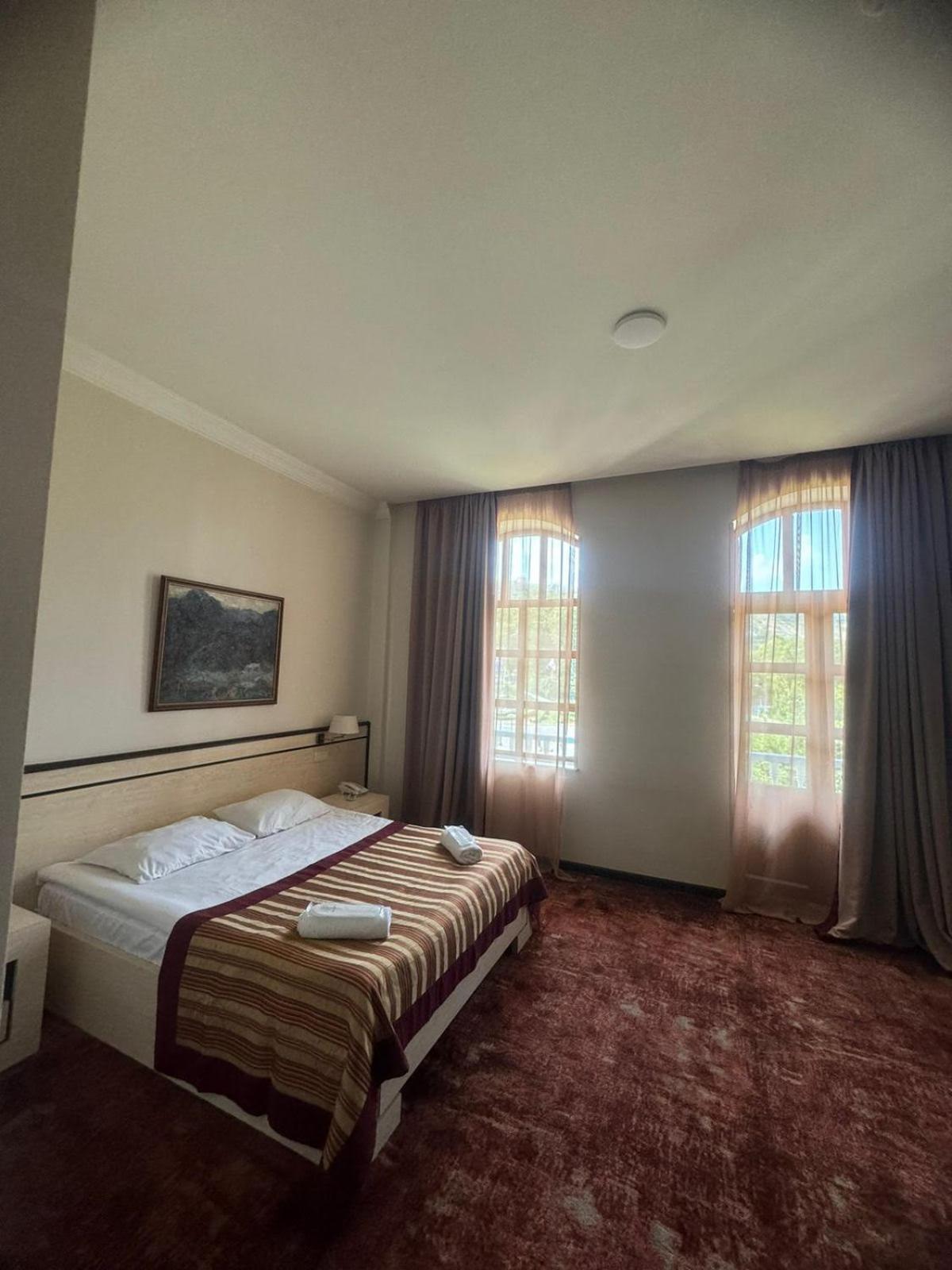 Hotel Beka Palace Tbilisi Luaran gambar